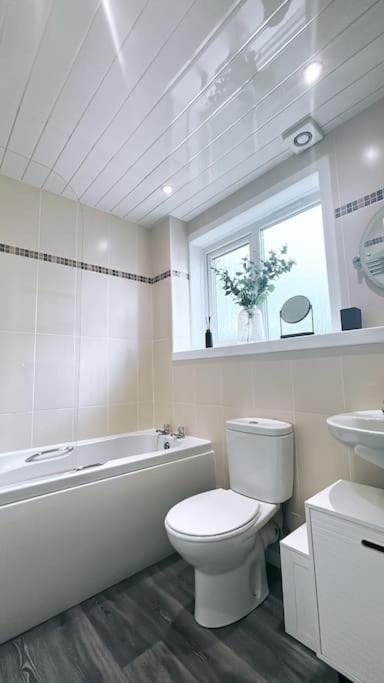 Stylish Highland Home South Kessock エクステリア 写真
